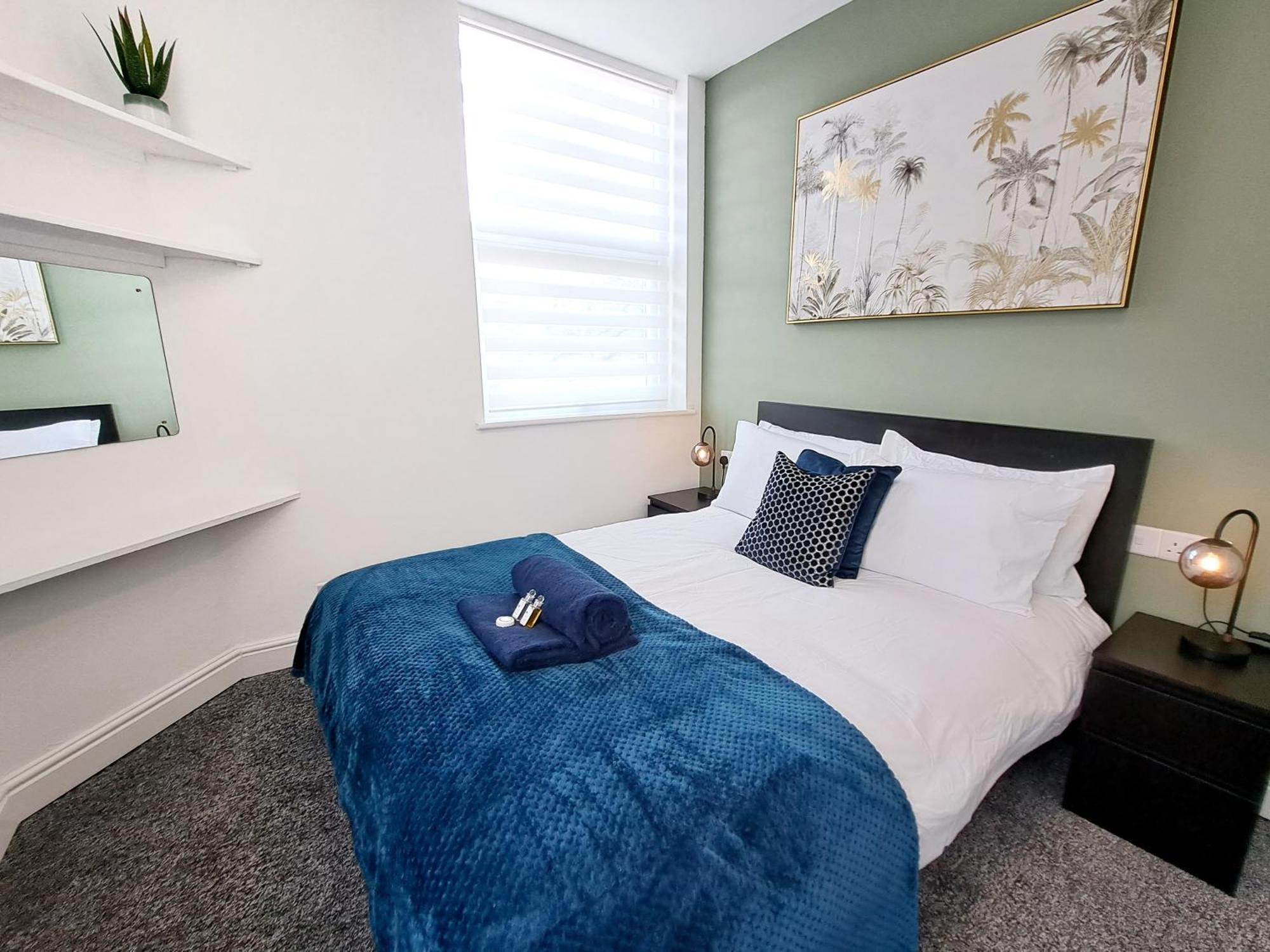 Bright 3 Bed Apartment With Terrace, Free Parking On Premises Watford (Hertfordshire) Exterior foto